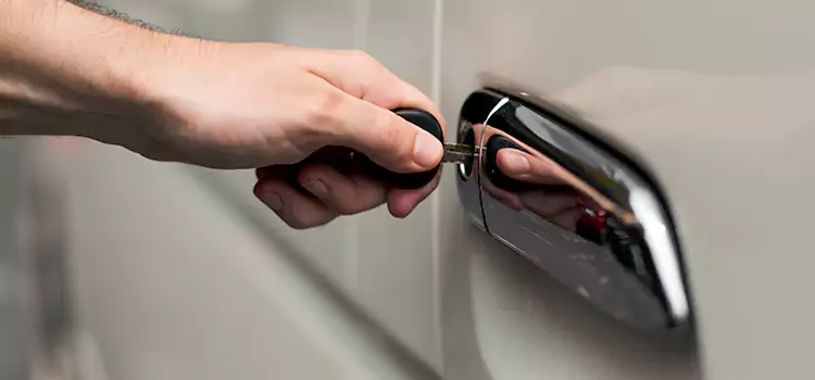 Why Choose Our Auto Locksmith Team in Salina, KS?